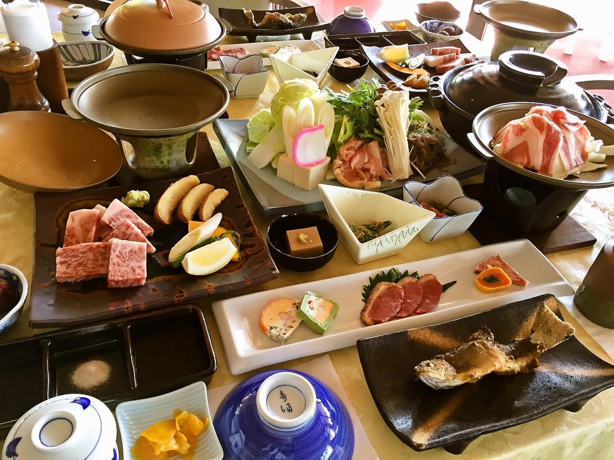 Shiratori Kogen Hotel Gujo Esterno foto