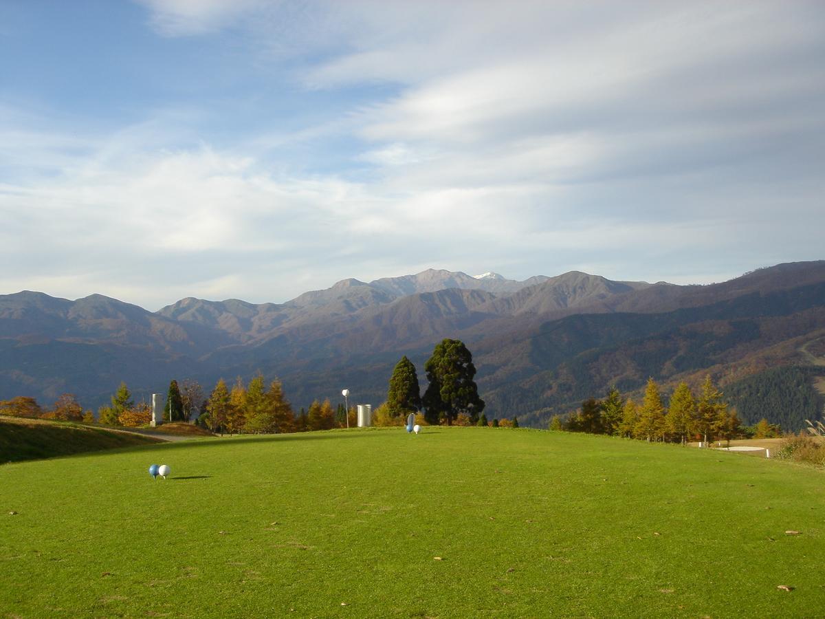 Shiratori Kogen Hotel Gujo Esterno foto